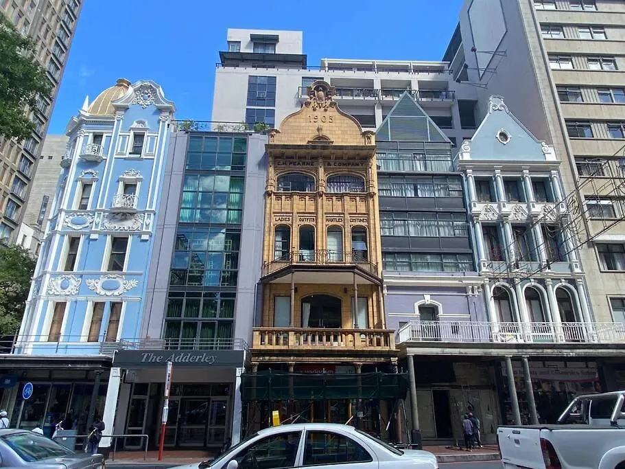 Art Deco Mutual Heights Loft Apartment Cape Town